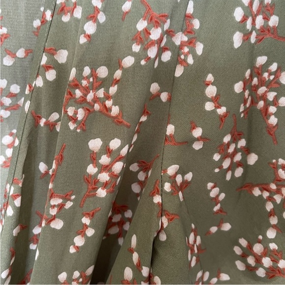 Floral dress - Picture 5 of 6